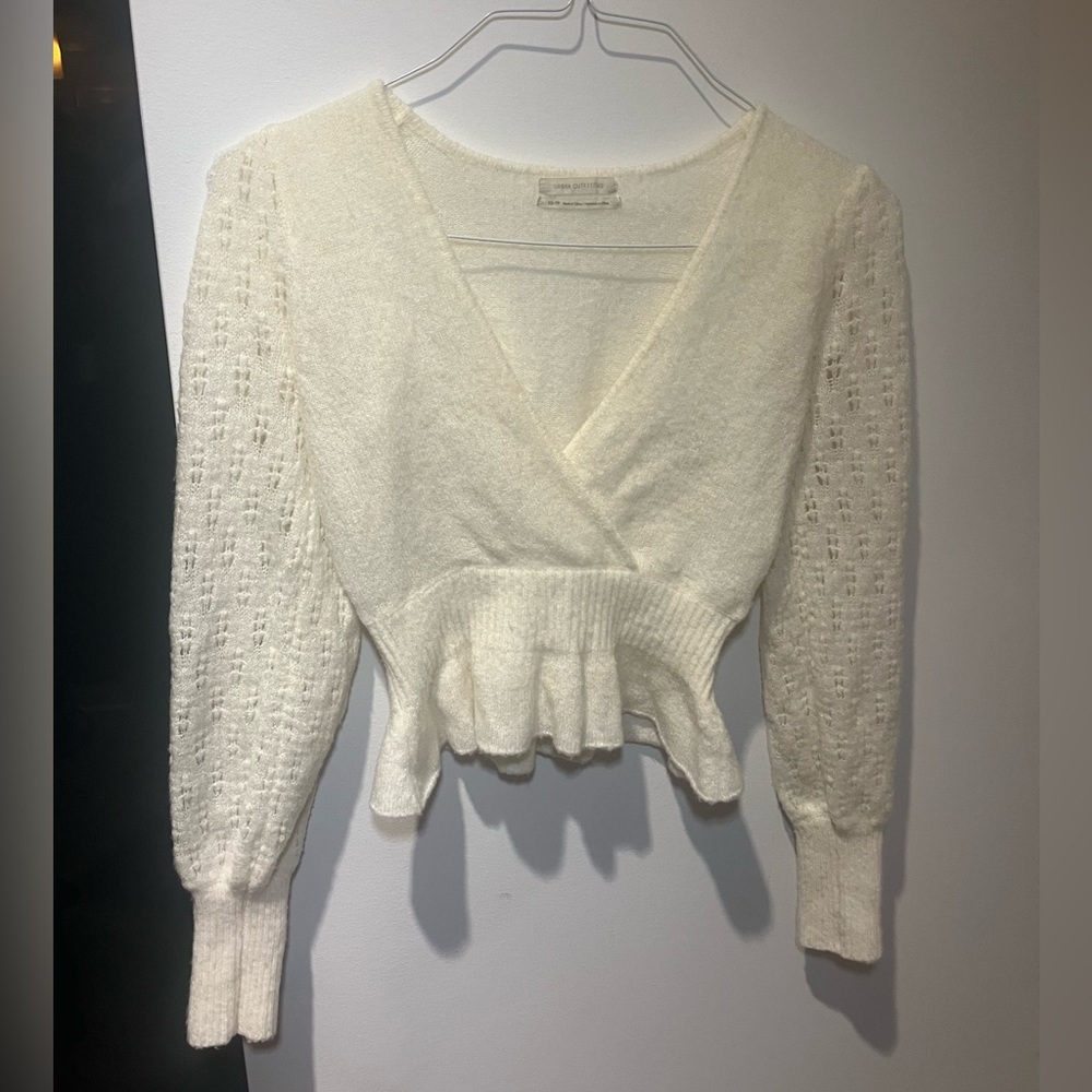 Urban Outfitters peplum v neck criss cross sweater XS off white